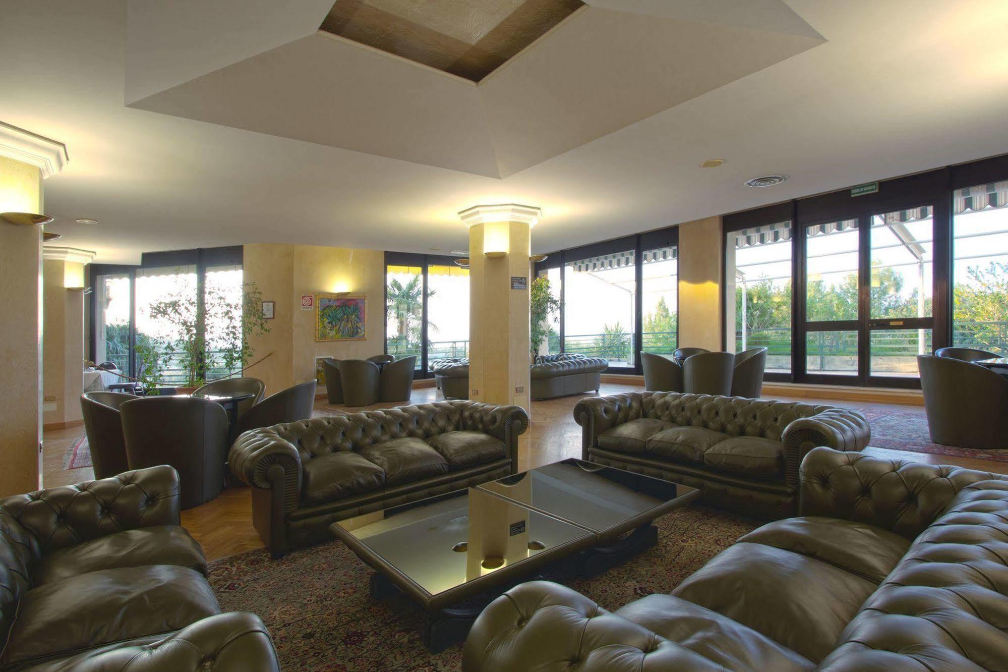 Hotel San Michele Caltanissetta Extérieur photo